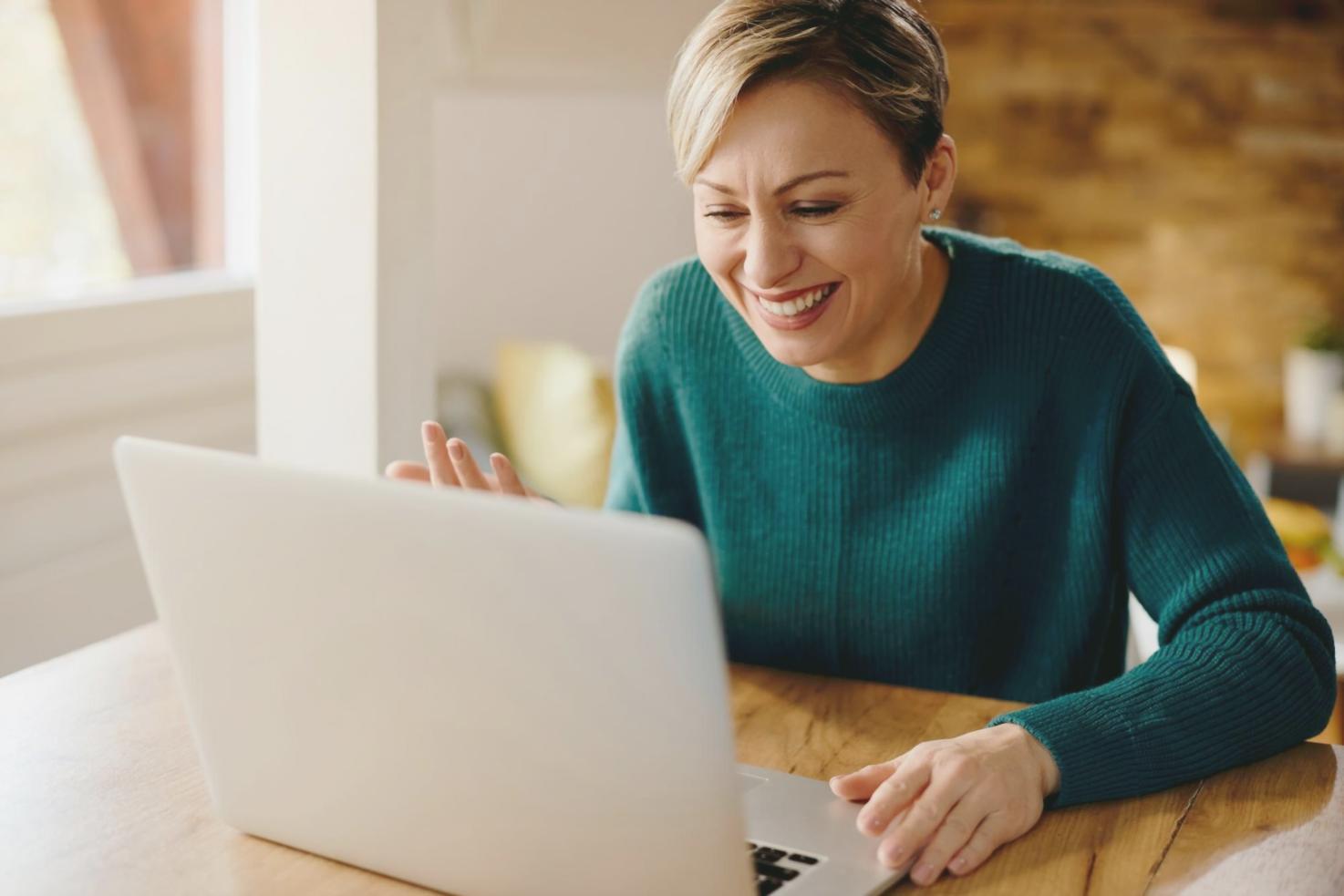 Espace de travail collaboratif montrant des outils de planification financière